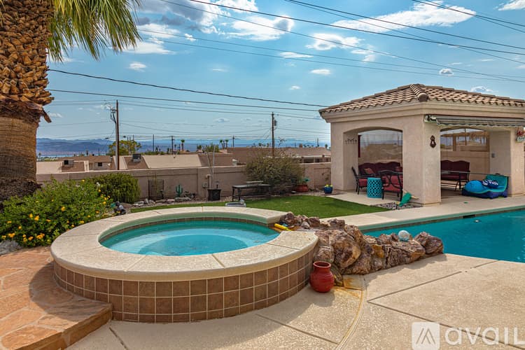 Lake Havasu City House: 911 Pueblo Dr
