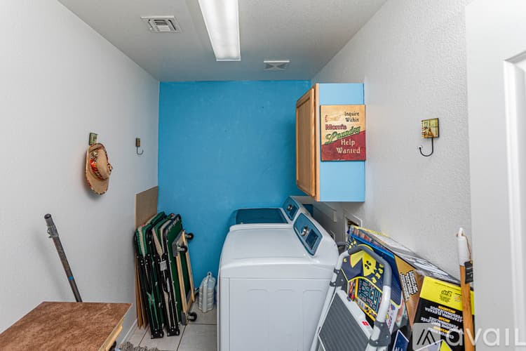 Lake Havasu City House: 911 Pueblo Dr
