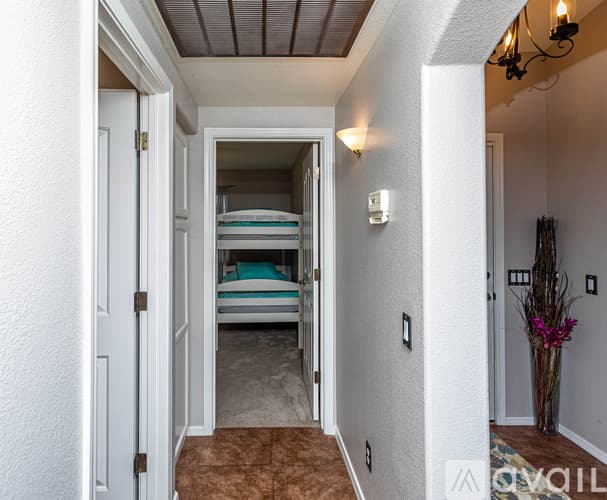 Lake Havasu City House: 911 Pueblo Dr