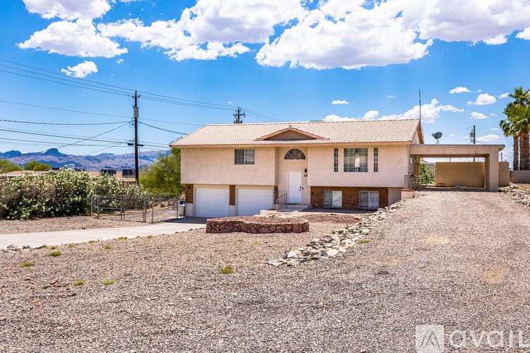 Lake Havasu City House: 16 Nolina Ln