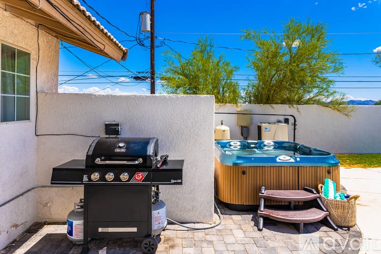 Lake Havasu City House: 16 Nolina Ln