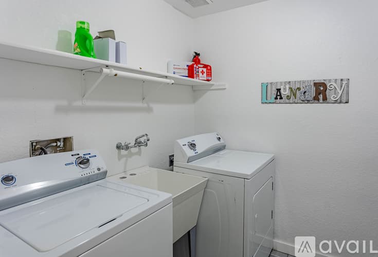 Lake Havasu City House: 16 Nolina Ln