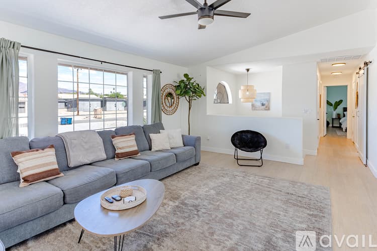 Lake Havasu City House: 16 Nolina Ln