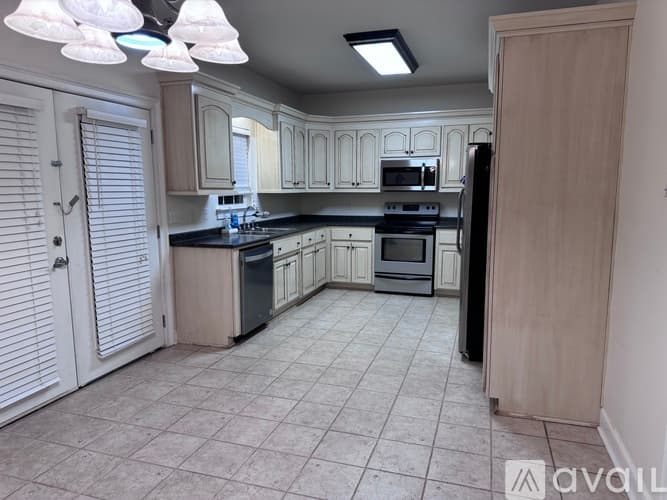 Warrior House: 785 Mountain Trail
