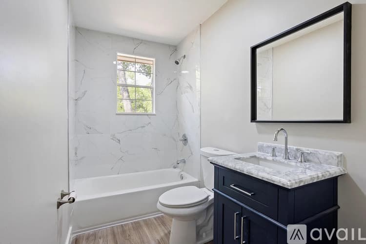 Augusta House: 2529 Lyman St