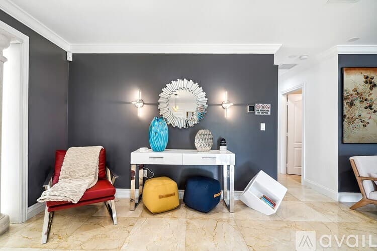 Miami House: 7350 SW 31st St