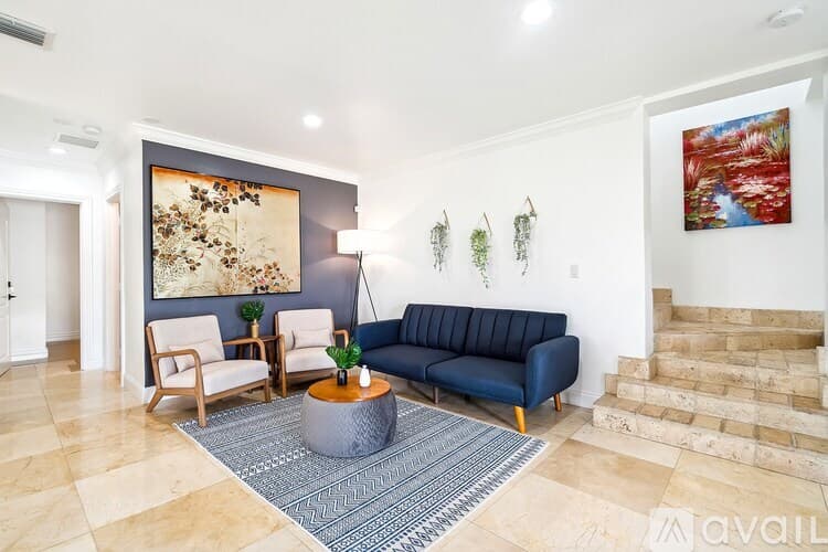 Miami House: 7350 SW 31st St