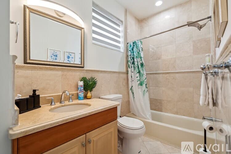 Miami House: 7350 SW 31st St