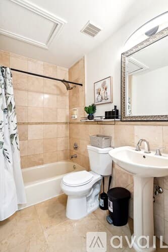 Miami House: 7350 SW 31st St