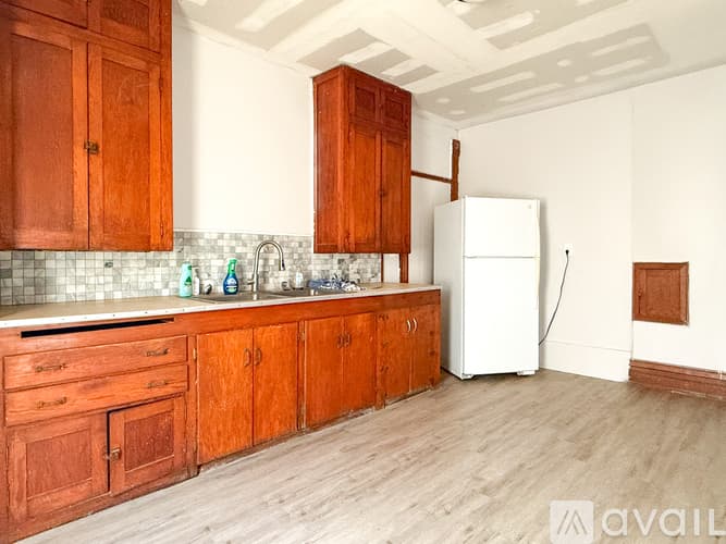 Nelsonville Apartment: 301 Fort Street