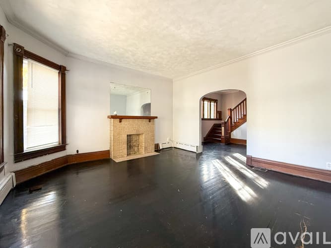Nelsonville Apartment: 301 Fort Street