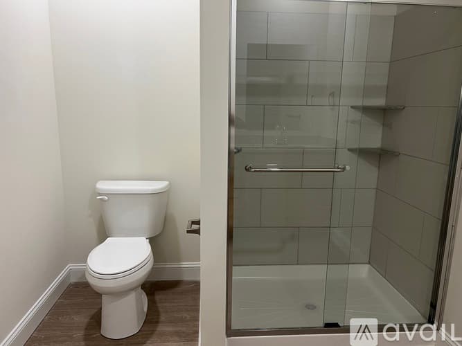 Washington House: 21 Longbranch Dr