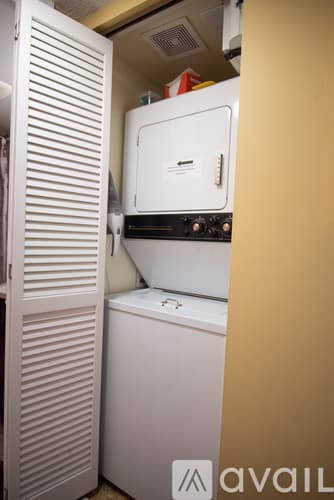 Ocean City Condo: 10300 Coastal Highway