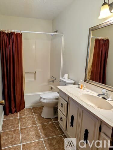 Dillard House: 729 Chalet Village Dr