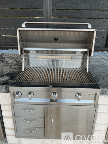 Lakeway House: 102 Waverly Spire Court