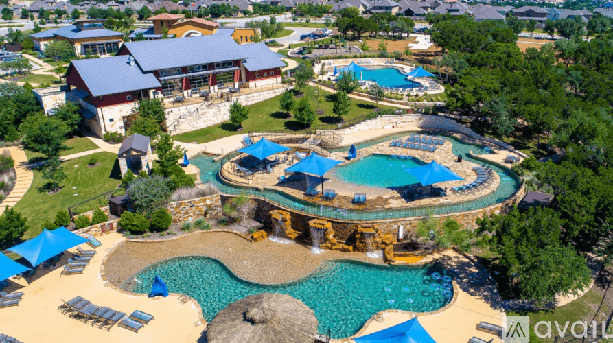 Lakeway House: 102 Waverly Spire Court
