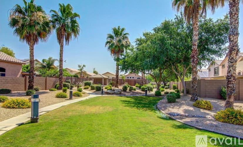 Mesa House: 514 S Labelle