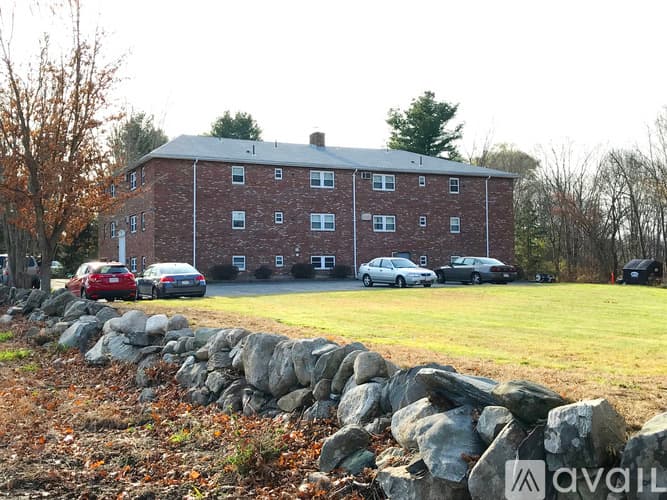 Westborough Apartment: 45 Maynard Street