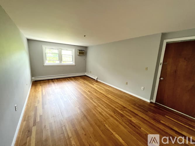 Westborough Apartment: 45 Maynard Street