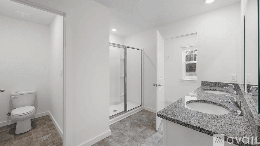 Cleveland House: 3111 Highline Dr