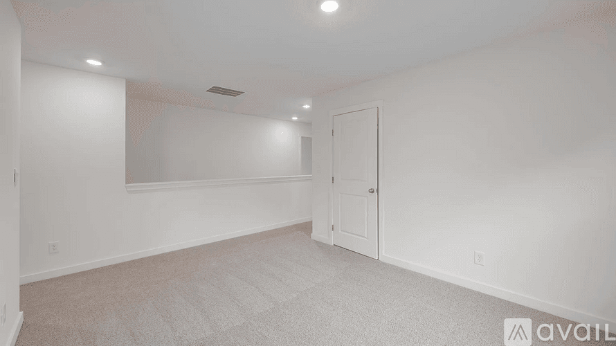 Cleveland House: 3111 Highline Dr