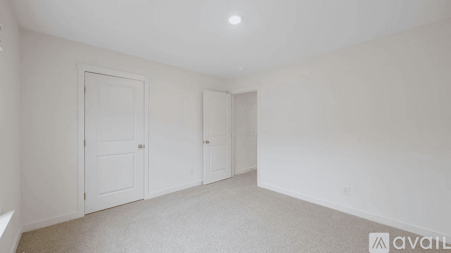 Cleveland House: 3111 Highline Dr