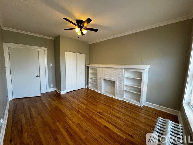 Chicago Apartment: 4904 N St Louis Ave
