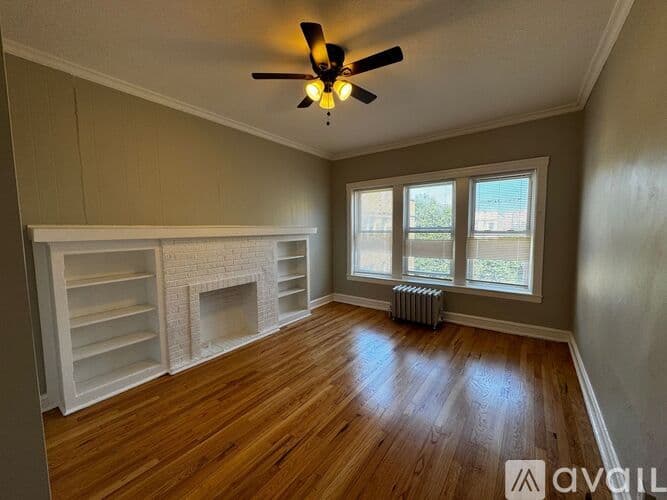 Chicago Apartment: 4904 N St Louis Ave
