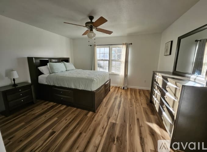 Memphis House: 2750 Tangbourne Drive