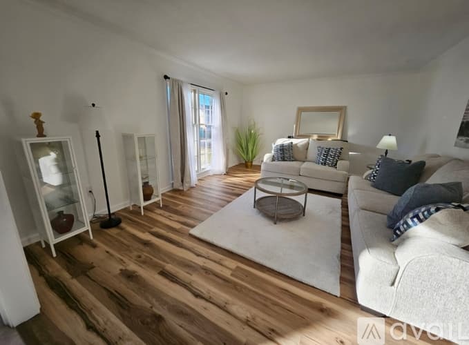 Memphis House: 2750 Tangbourne Drive