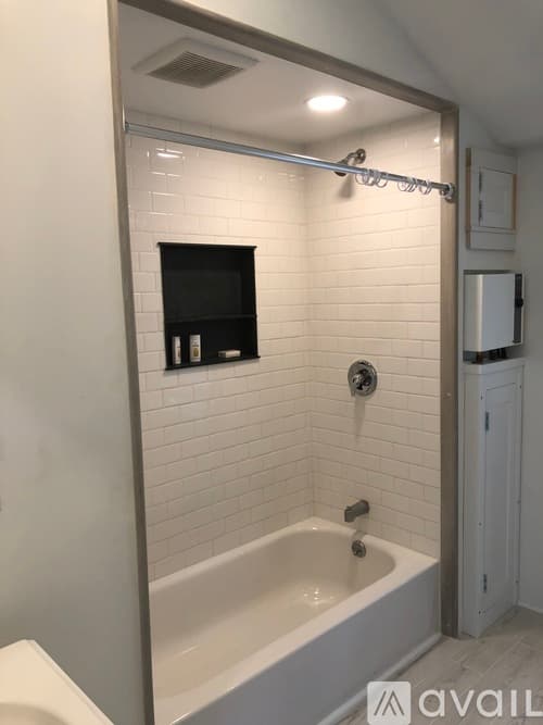 Nantucket Apartment: 14 Brewster Road