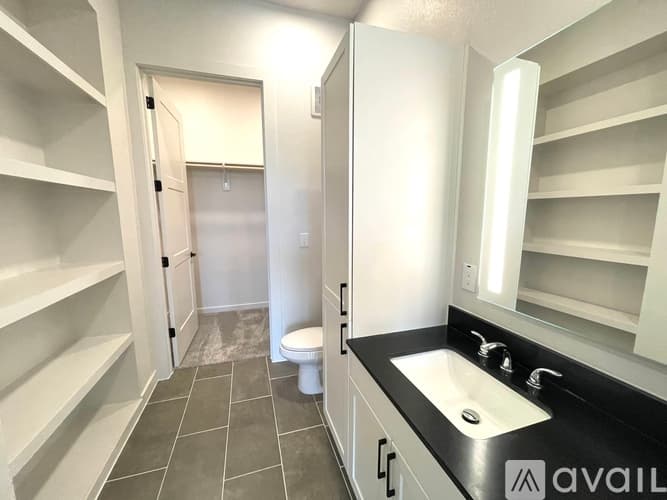 Leander Condo: 8421 183