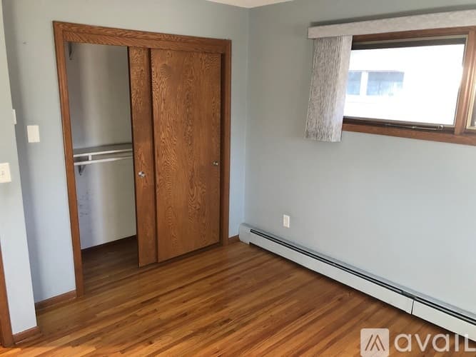 Minneapolis House: 5101 Valley View Rd