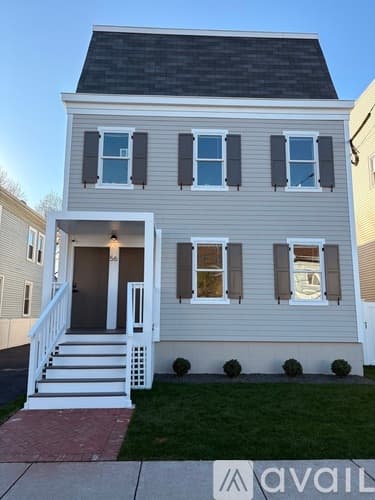 New Haven Apartment: 56 Vernon Street