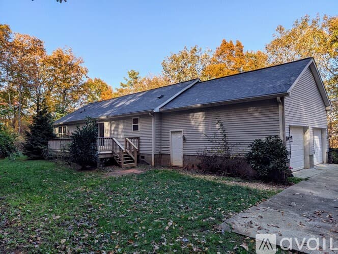 Rabun Gap House: 25 Silver Maple Ln