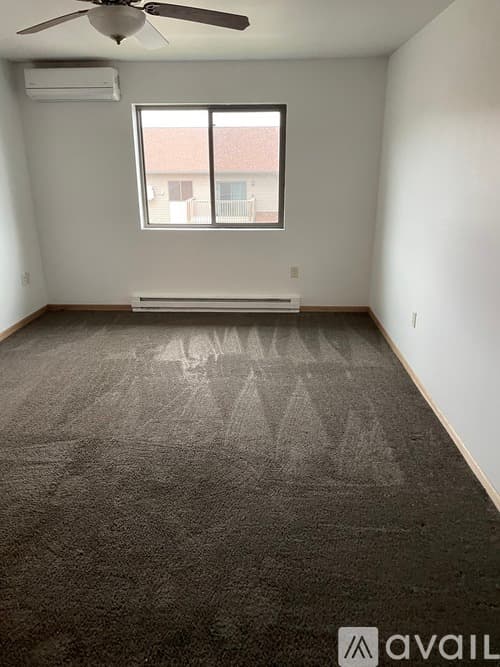 Galesville Apartment: 16210 Ridgeview Dr