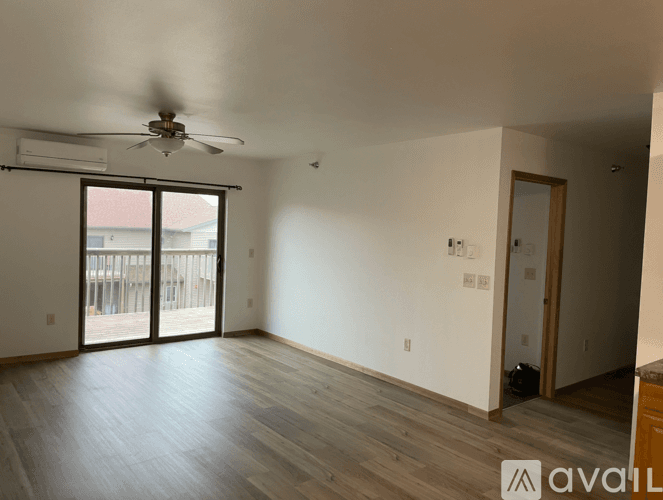 Galesville Apartment: 16210 Ridgeview Dr