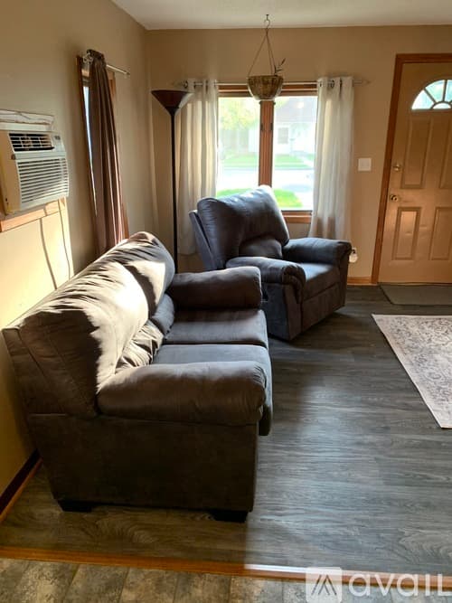 Bemidji House: 708 Mississippi Ave NW