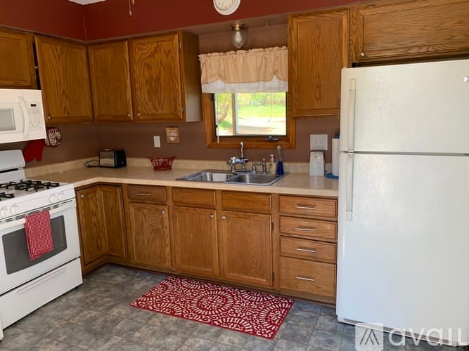 Bemidji House: 708 Mississippi Ave NW