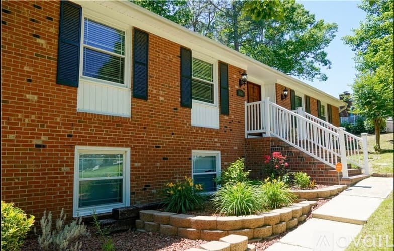 Fayetteville Apartment: 146 Lofton Drive
