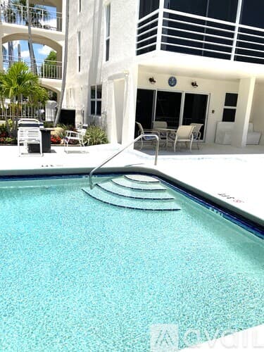 Boca Raton Condo: 5900 Northeast 7th Avenue