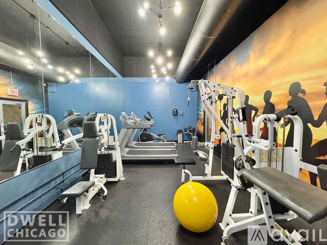 Chicago Apartment: 5650 N Sheridan Rd