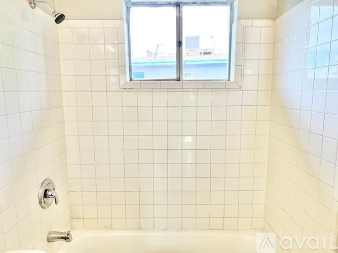 Glendale Apartment: 7013 N 76th Ave