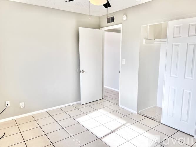 Glendale Apartment: 7013 N 76th Ave