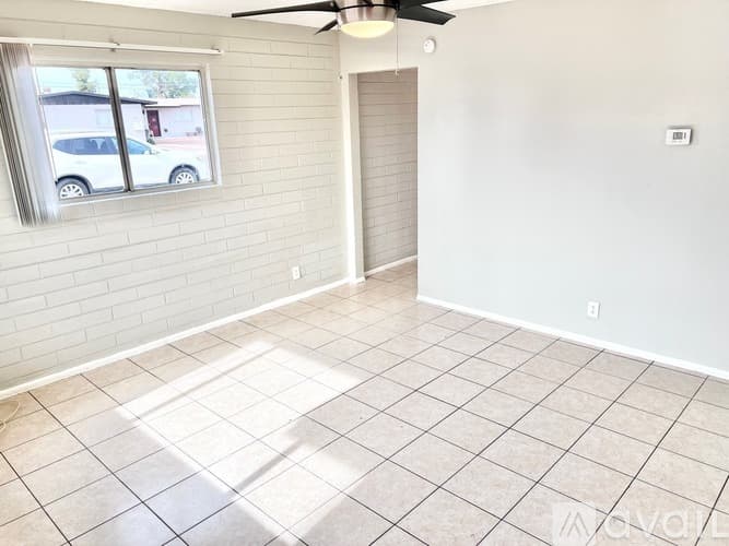 Glendale Apartment: 7013 N 76th Ave