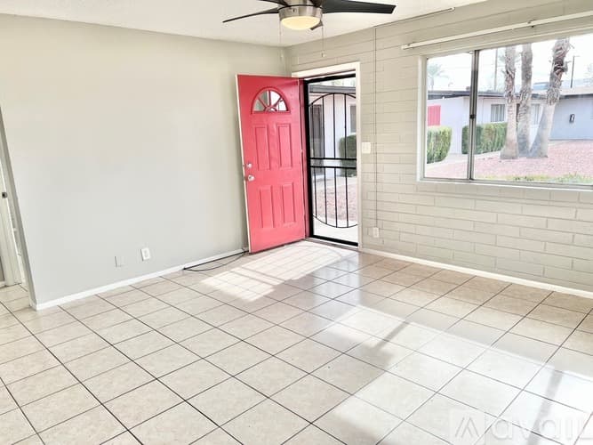 Glendale Apartment: 7013 N 76th Ave