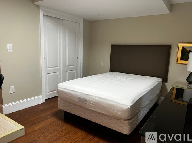 Boston Apartment: 1778 Commonwealth Ave
