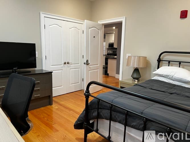 Boston Apartment: 1778 Commonwealth Ave