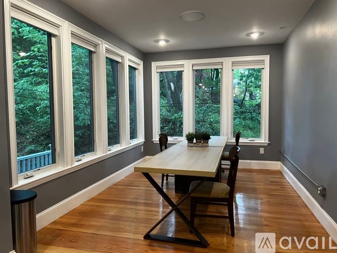 Boston Apartment: 1778 Commonwealth Ave