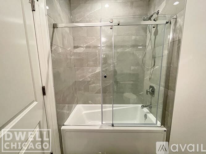 Chicago Apartment: 927 Irving Park Rd
